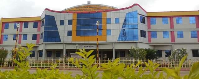 Proudadevaraya_Institute_of_Technology